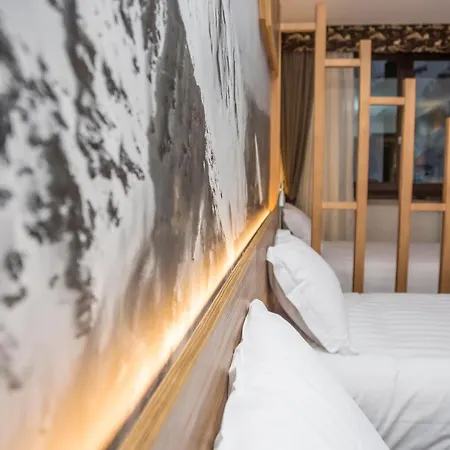 فندق Du Col سيستريير