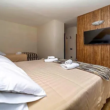 Du Col Hotel 4*