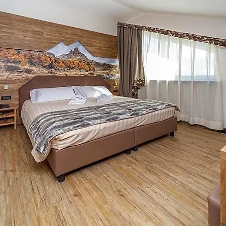 Du Col Hotel
