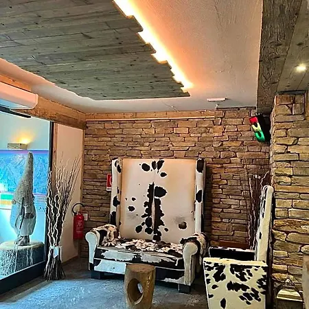Du Col Hotel 4*